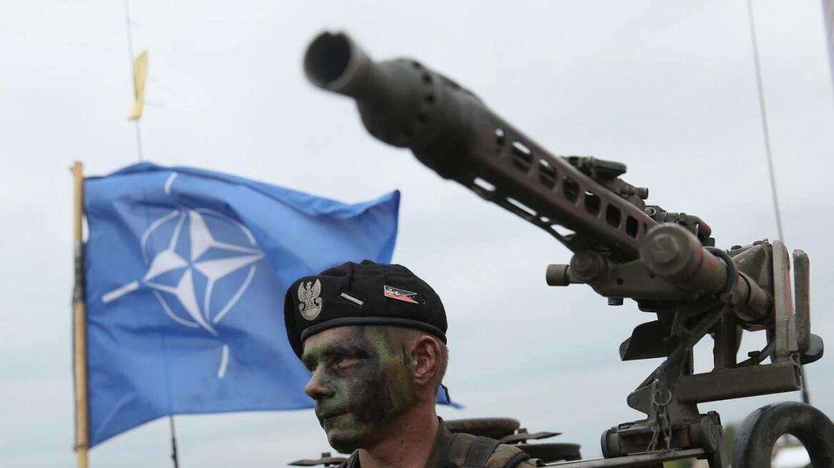 Πρώην επικεφαλής ΝΑΤΟ: Η Ρωσία μπορεί να εισβάλει στην Ευρώπη σε 48ώρες